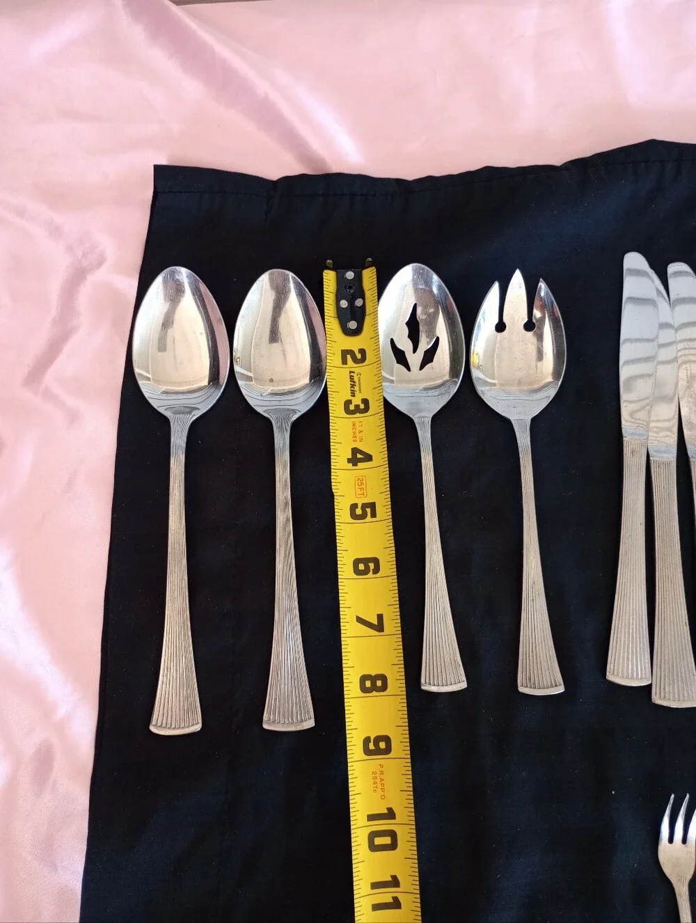 BARCLAY GENEVE VAN CORTLAND STAINLESS FLATWARE 38-PIECES